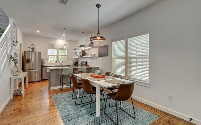 519wac 3 Bedroom Home by Redawning