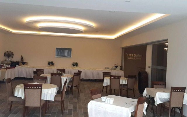 Marya Hotel