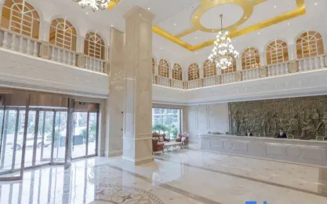 Vienna Hotel (Shaodong Chuangye New Village Zhaoyang Avenue Branch)