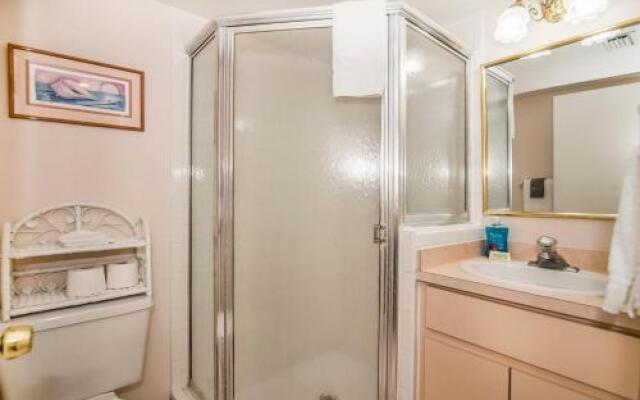 Joyce's Beachfront Suite 3