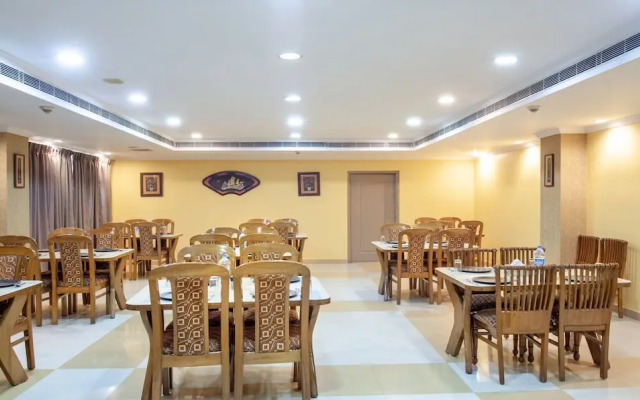 Treebo Y Hotels Elite, Khandagiri