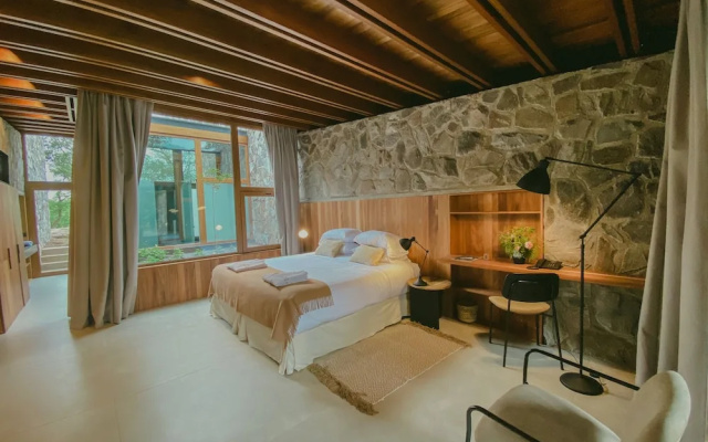 Estancia La Paz Hotel