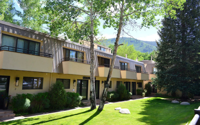 Aspen Townhomes East