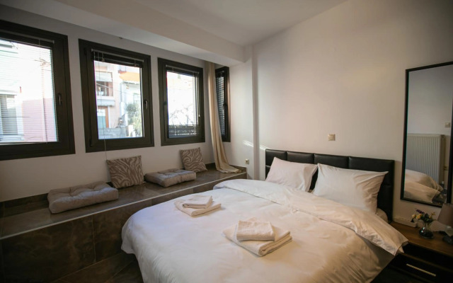 Stunning city view apt & parking space at Old town