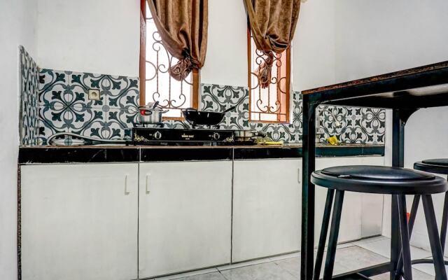 OYO 90846 Guesthouse Bintaro Asri Syariah