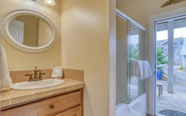 Baywood Shores Bed & Breakfast