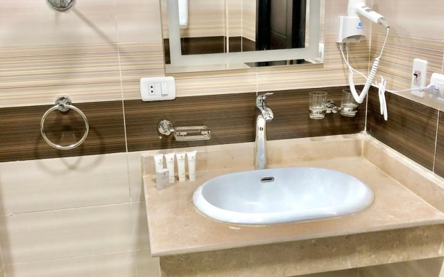 Jewel Dokki Hotel