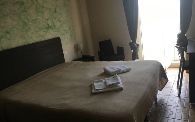 B&B Dinastia