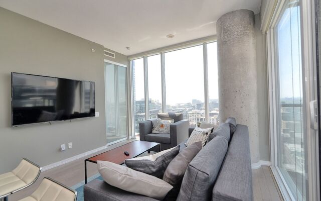 Applewood Suites - Toronto Peter Street