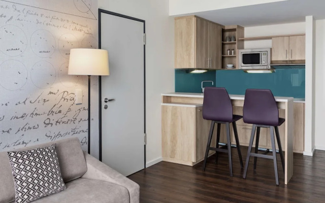 Stellaris Apartment Hotel