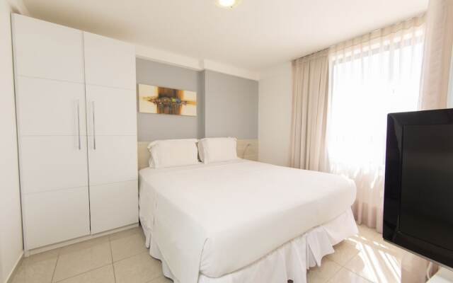 Flat Espaçoso para Casal em Areia Preta