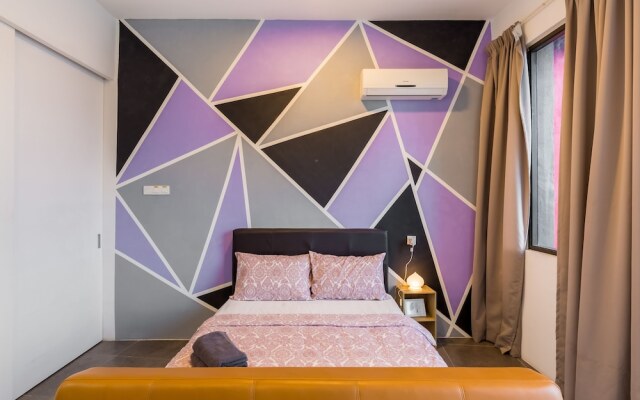 Luzzeri Suite Empire Damansara