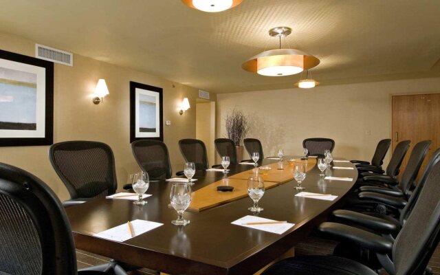 DoubleTree by Hilton Chicago - Arlington Heights