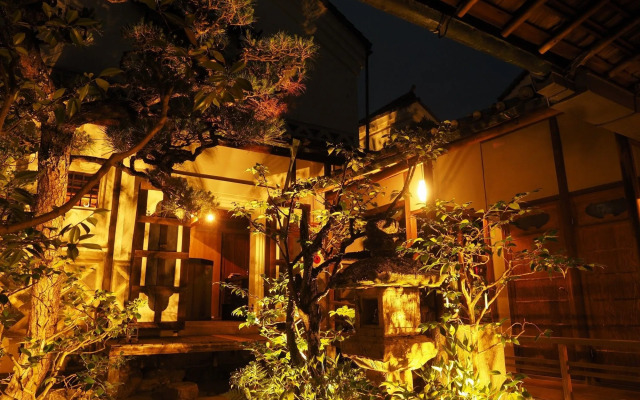 Naramachi Hostel & Restaurant
