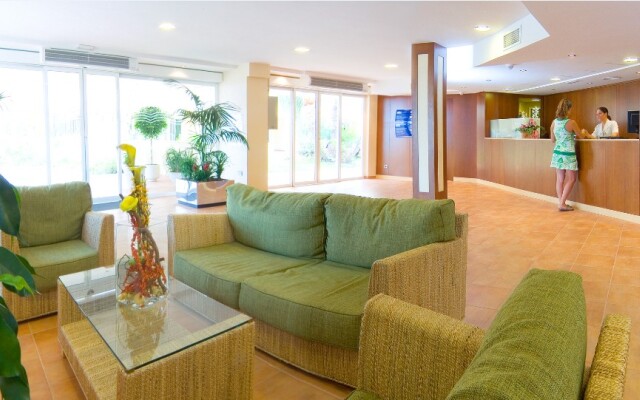 RH Casablanca & Suites Hotel