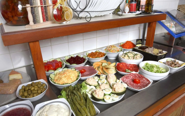 Holiday Inn Calais-Coquelles by IHG