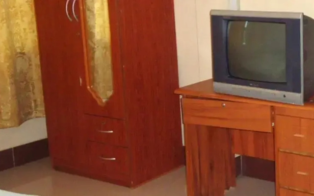 L-S Guesthouse