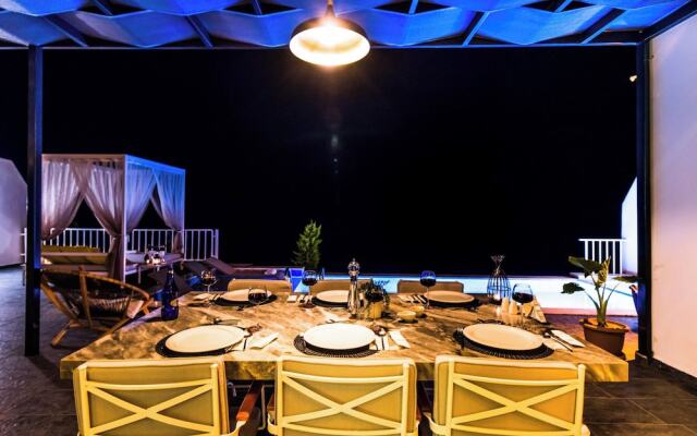 Villa Mulberry Collection 1