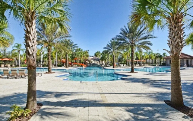 Solterra - 5 Bedrooms Townhome w/Spashpool-7041SR