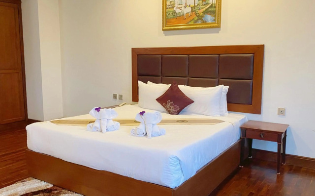 Arawan Riverside Hotel