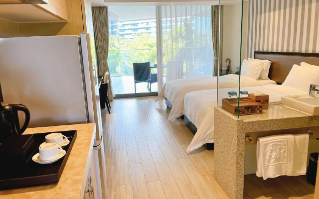 Hainan Greentown Blue Bay Resort