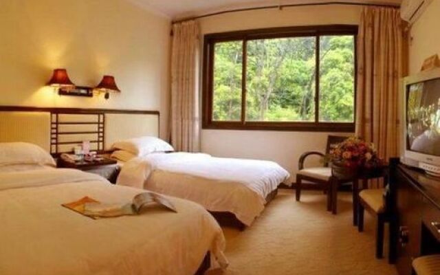 Yangshuo Tangrenjie Hotel