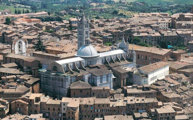 Al Palazzo dei Priori Hotel