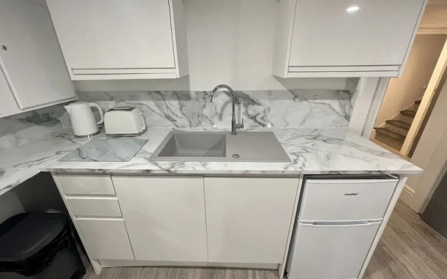 Osborne Luxury Hot Tub and Jacuzzi Suites