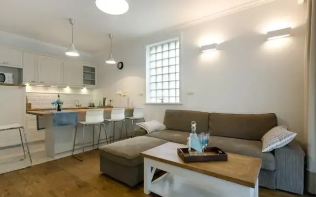 Imperial Apartments - Nautica