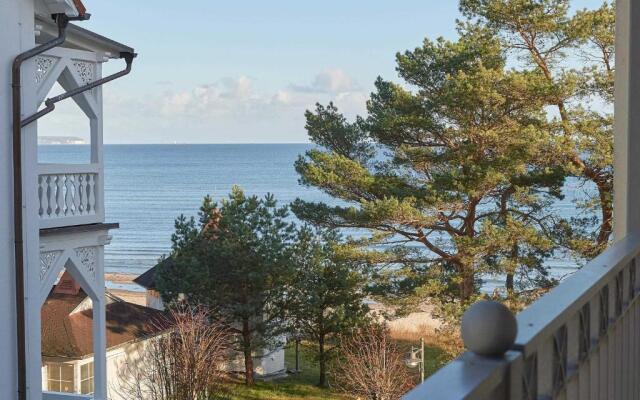 Villa Atlantic in Binz WG 6 mit Balkon und seitlichem Meerblick