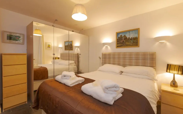 White Lodge Apartments