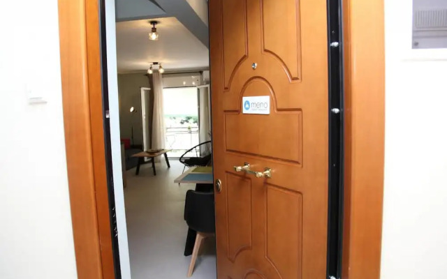 Ariadni s Athenian Apartment
