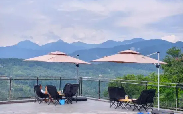 Qiaozhuanju Hotel (Dujiangyan Qingchengshan)