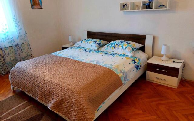 Spacious apartment Ita - near beach (terrace, sea view)