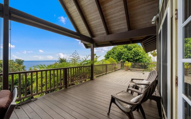 Hualalai 2 Bedroom Home by RedAwning