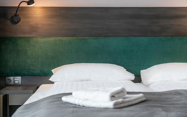 Green Hotel
