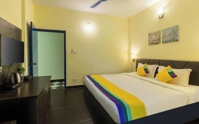Blue Door Hotel Morjim