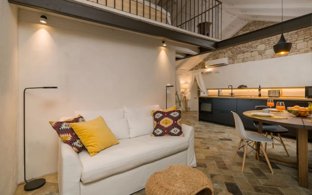Luxury Apartment Lina - III