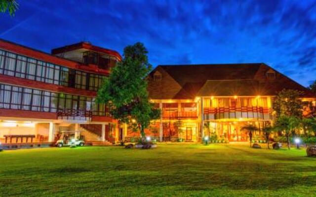 Pyramid Home Divine By 1589 Hotels