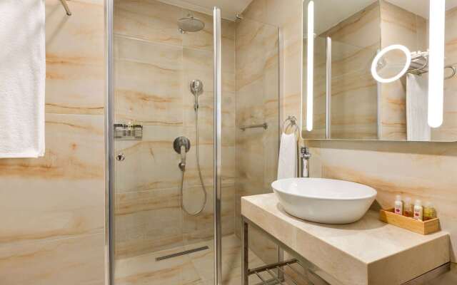 Ramada Encore By Wyndham Istanbul Basin Express