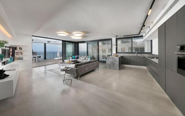 Renoma Hotel
