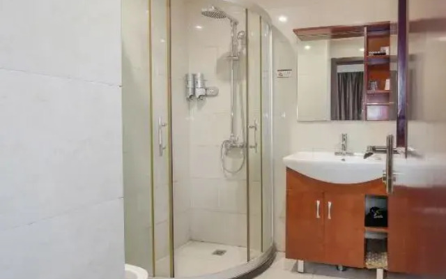 Haotai City Hotel (Jingzhou Renxinhui)
