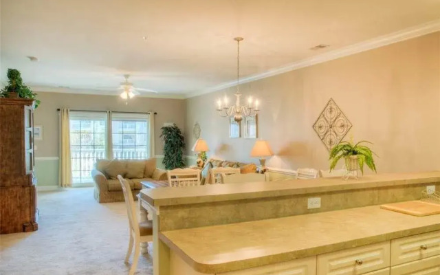 Magnolia Pointe 203 4833P 2 Br condo by RedAwning