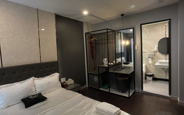 Reddoorz Plus Near Saigon Centre