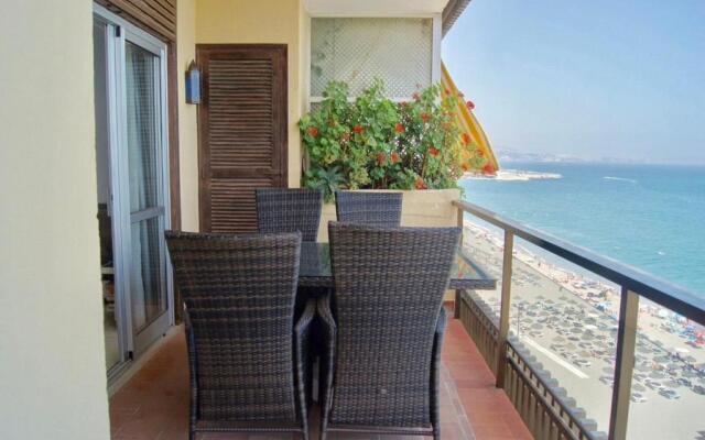 Fuengirola Promenade 3br Apartment by Rafleys