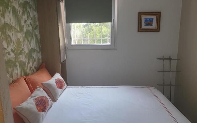 Superbe appartement 2 chambres piscine et plage