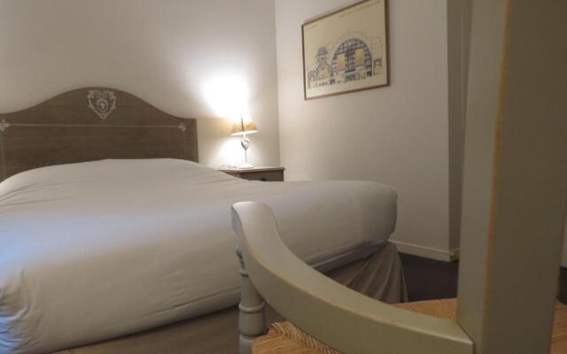 Hostellerie Du Royal Lieu