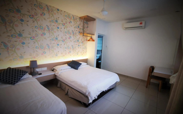 Secret Garden Warni Villa (MUAR) – Guest Rooms – Muar