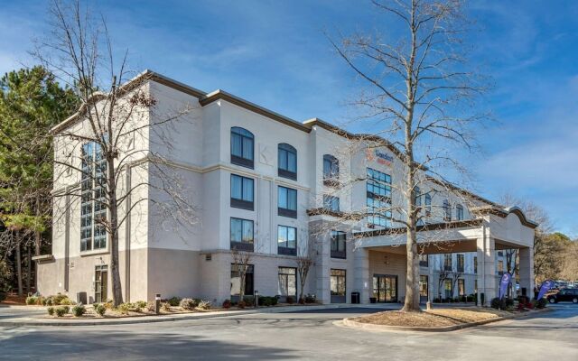 Wingate By Wyndham - Alpharetta