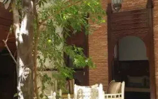 Riad Les Nuits De Marrakech